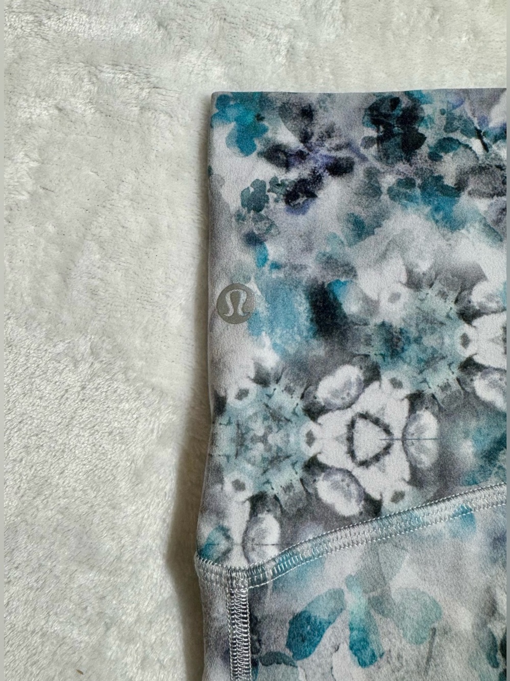 lululemon Women's Wunder Under Floral High Rise Leggings - Picture 2 of 3